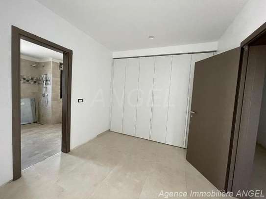 Ref_2481_PL Appartement  à louer en RDC aux Almadies image 3