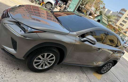 Lexus NX 200 2018 image 2