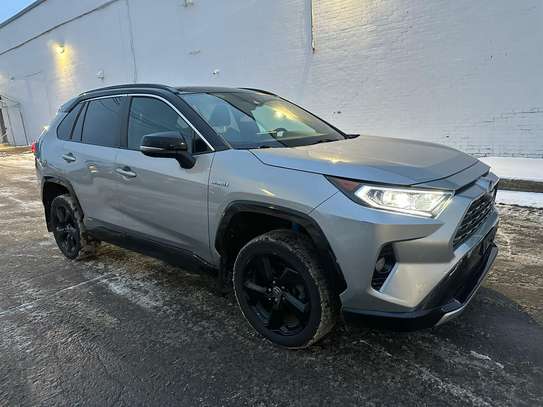 Toyota rav4 2021 hybrid sous douane disponible a dakar image 4