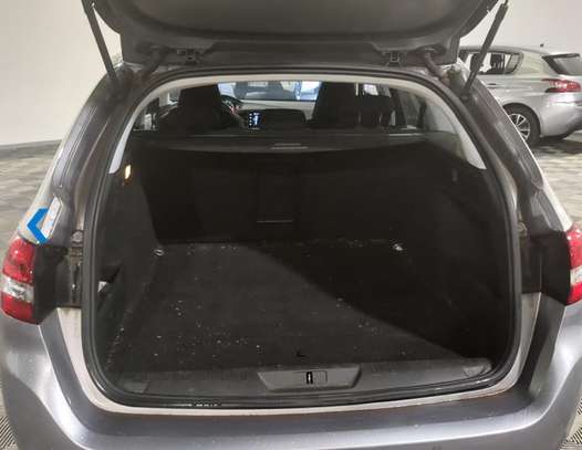 Peugeot 308 Break déjà mutée image 5