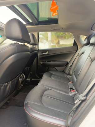 Kia optima image 8