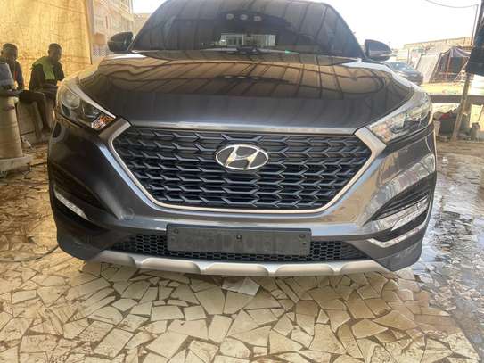 HYUNDAI TUCSON 2018 image 1