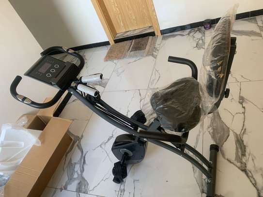Vélo d’appartement pliable image 2