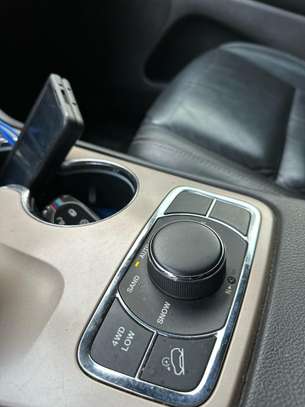 Jeep grand Cherokee image 10