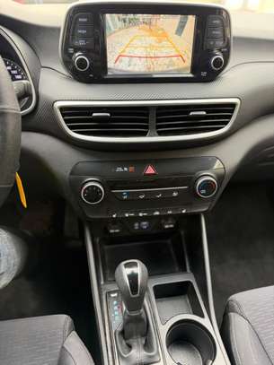 Hyundai Tucson image 3