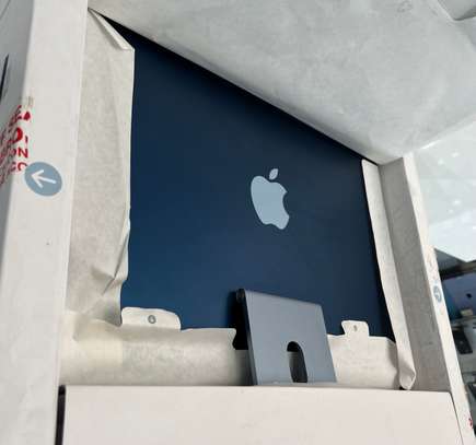 iMac M3 image 2