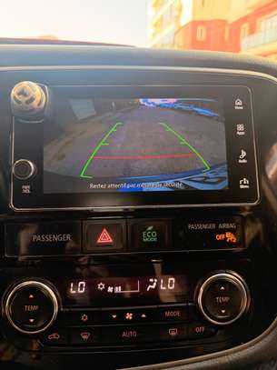 Mitsubishi outlander 2018 image 8