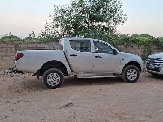 Pick-up L200 Manuel Diesel image 1