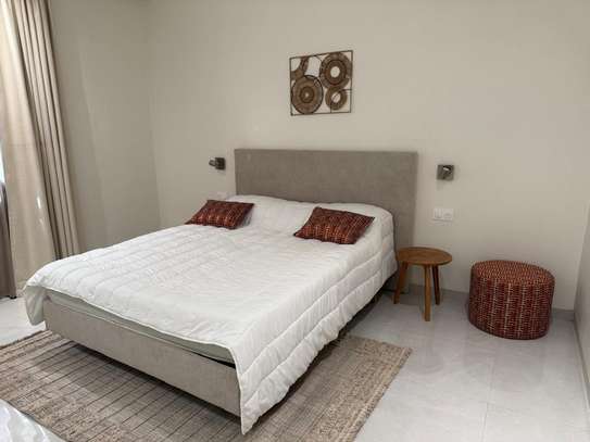 Appartement Meublé à Louer aux Plateaux image 7