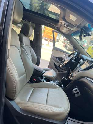 Hyundai Santafe limited image 6
