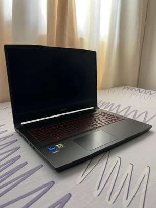 MSI katana gf66 12uc image 6