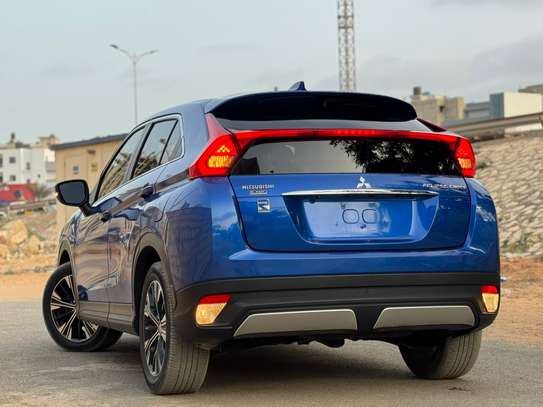 Mitsubishi Éclipse Cross 2018 venant image 3