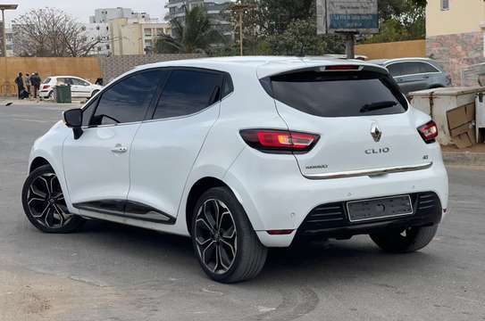 Renault clio 3  2018 image 2