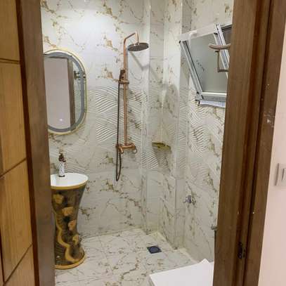 Bel Appartement F4 a louer au Point E image 9