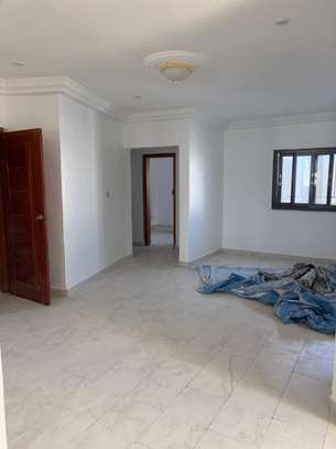 Duplex spacieux et de standing à louer à Ngor image 7