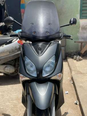 Yamaha X city 250i image 1