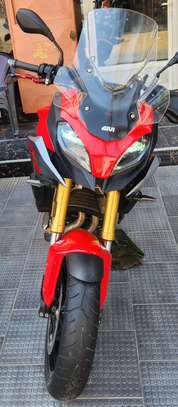 A Bmw xr 900 image 4