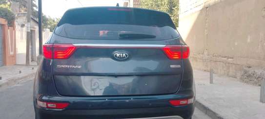 Kia Sportage 2 image 4