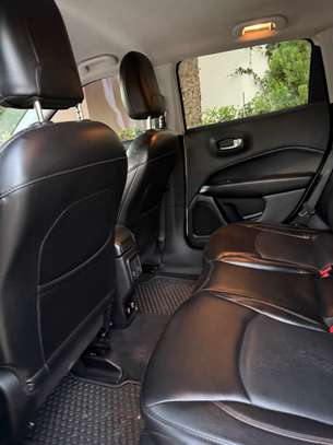 JEEP COMPASS image 6