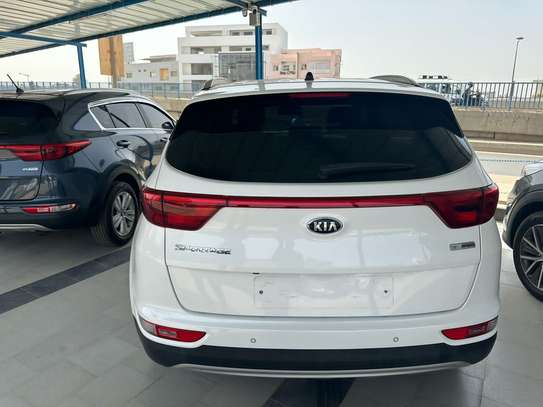 Kia Sportage Limited 2017 image 8