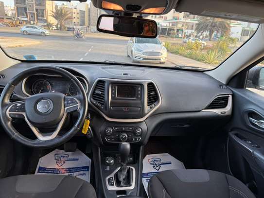 Jeep Cherokee Sport AWD année 2017 image 10
