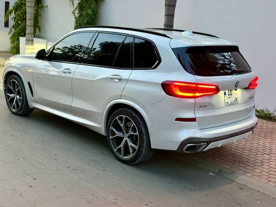 BMW x5 pack M version premium image 8