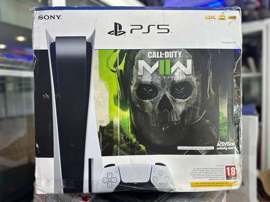 PLAYSTATION 5 Edition God of war et COD MW2 Neufs -m image 4