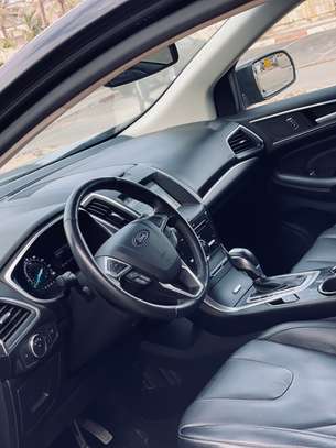 Ford Edge Titanium 2017 4WD V4 image 8