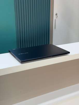 ASUS VivoBook TP420UA image 7