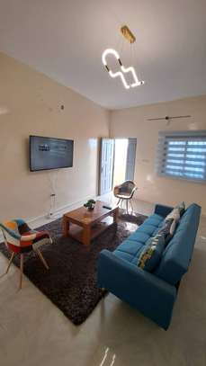 STUDIO (PETITE VILLA) MEUBLE A SAINT-LOUIS NGALLELE image 2