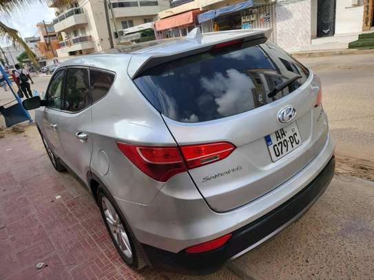 Hyundai santa fe full options image 3