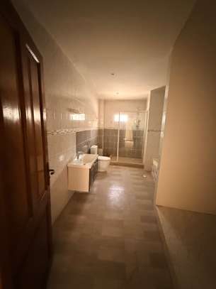 Appartement a louer (Cité keur Gorgui) image 10