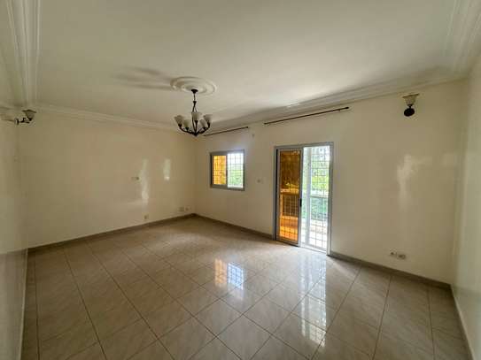 APPARTEMENT F5 À LOUER MARISTE image 9