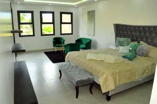 Appartement F5 vue mer, idéalement situé au Virage image 10