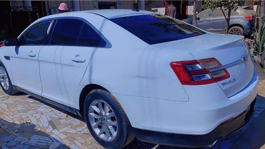 FORD TAURUS 2013 image 3