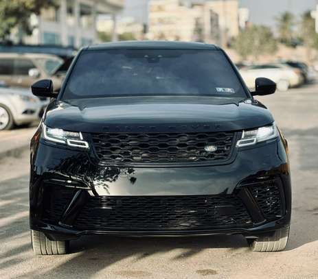 2018 Range Rover Velar - All Black image 3