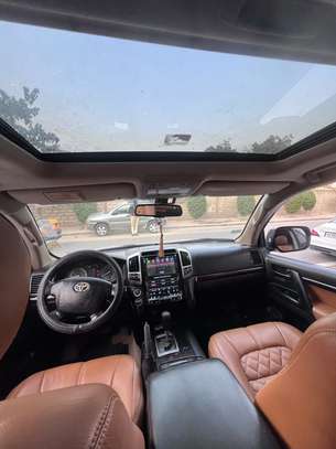 Toyota LAND cruiser v6 2009 image 3