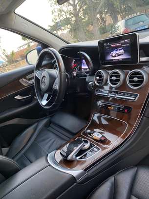 MERCEDES GLC 300 2017 image 12