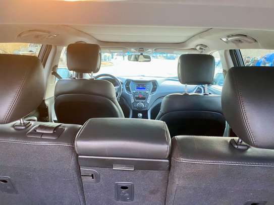 HYUNDAI SANTAFÉ 2017 image 12