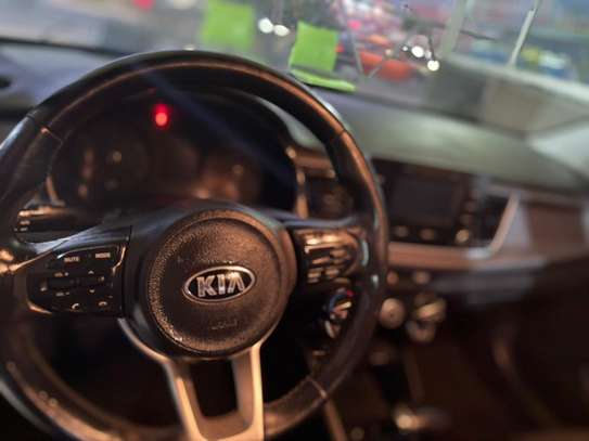 Kia Rio 2018 image 4