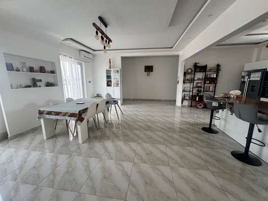 Appartement 4 chambres à louer aux Almadie image 5