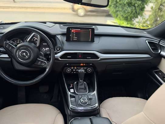 Mazda Cx9 Signature image 9