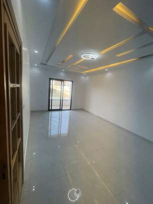 Location appartement F4 Sacré coeur 3 image 2