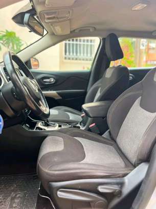 Jeep cherokee 2018 automatique ésance 4 clinder 2.4 . image 2