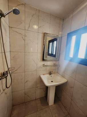 APPARTEMENT F4 À LOUER A LA CITE MBACKIYOU FAYE image 13