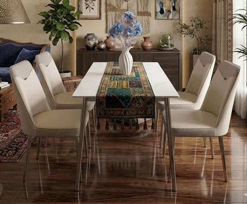 Ensemble table marbre 4 chaises cuir crème moderne image 3