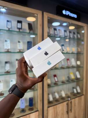 📦🔥 iPhone 16 Plus – 256 Go | Tricolore 🇺🇸 image 3