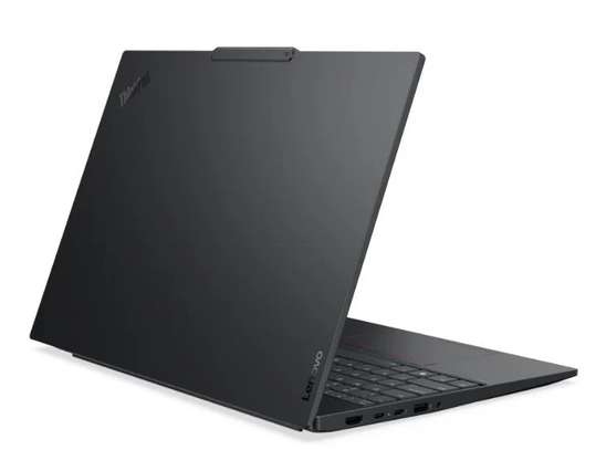 Lenovo ThinkPad E16 Gen 3 (i7 / 16 Go / 512 Go SSD / 16") image 2