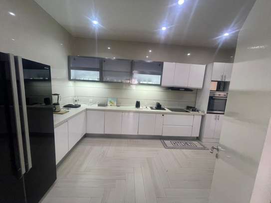 Appartement Meublé à Louer à Fann Résidence image 7