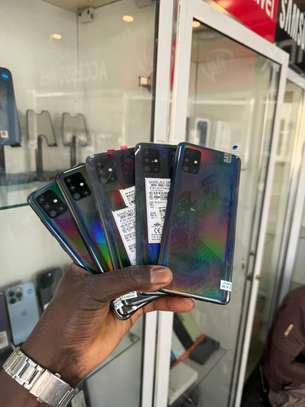 Samsung Galaxy a51 venant 128go ram 4go 4g image 2